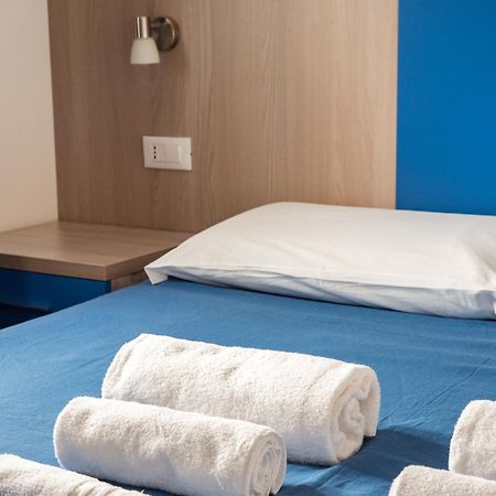 Bed & Blu Hotel La Caletta Ngoại thất bức ảnh