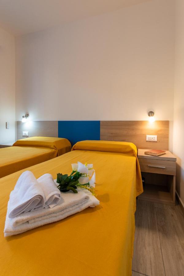 Bed & Blu Hotel La Caletta Ngoại thất bức ảnh