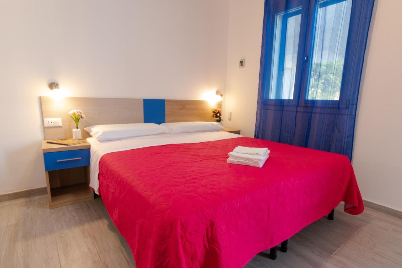 Bed & Blu Hotel La Caletta Ngoại thất bức ảnh
