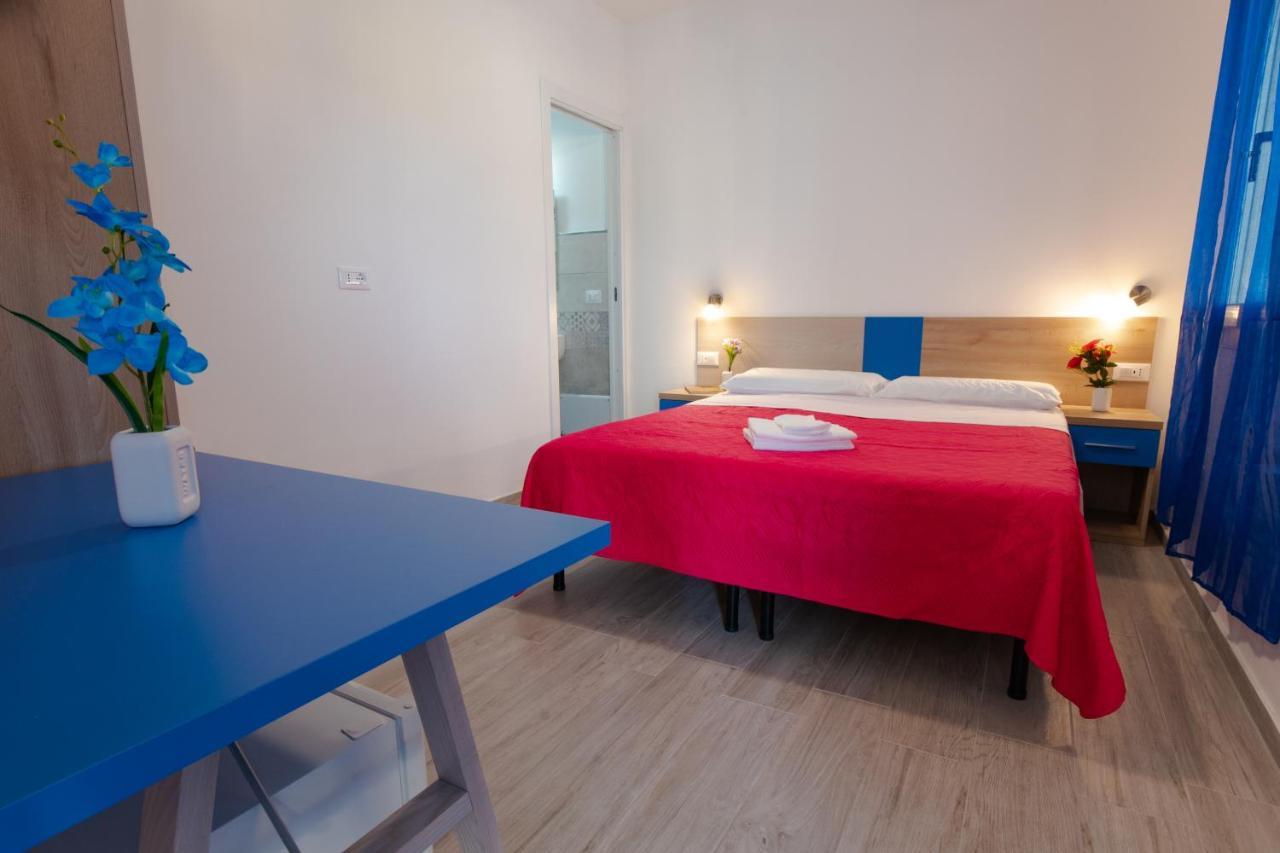 Bed & Blu Hotel La Caletta Ngoại thất bức ảnh