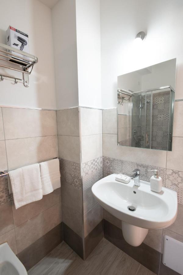 Bed & Blu Hotel La Caletta Ngoại thất bức ảnh