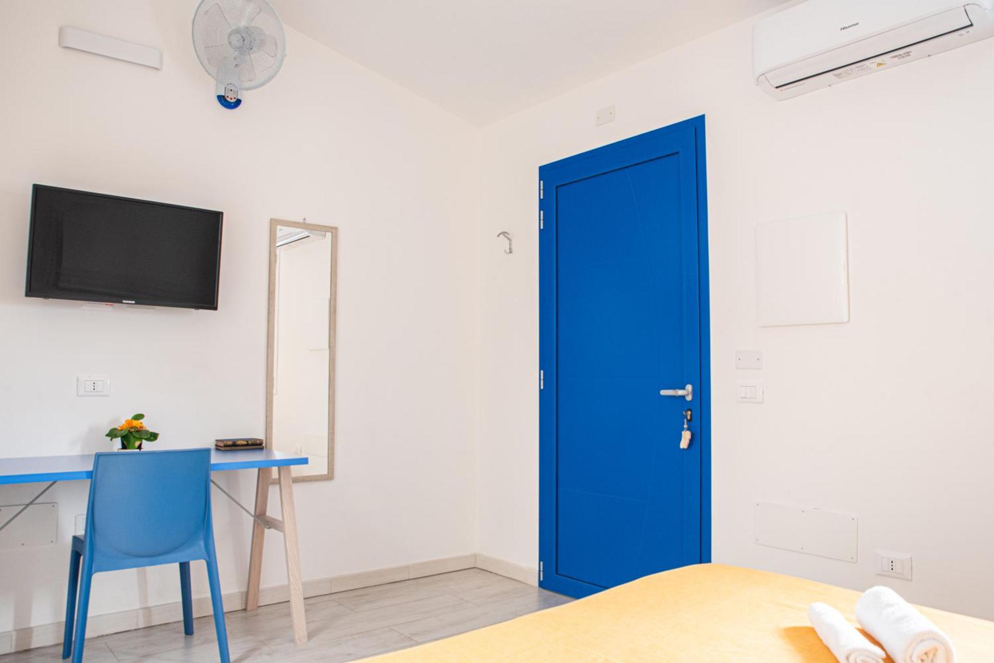 Bed & Blu Hotel La Caletta Ngoại thất bức ảnh
