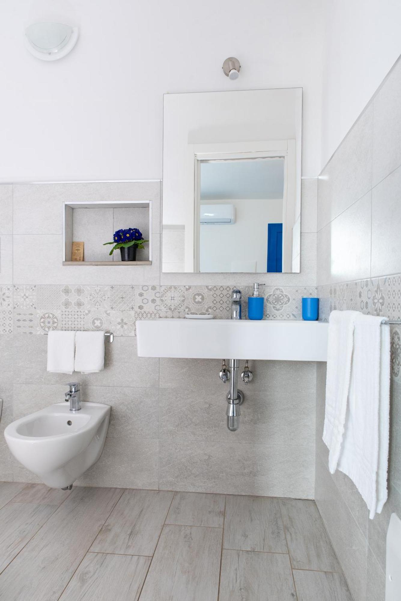 Bed & Blu Hotel La Caletta Ngoại thất bức ảnh