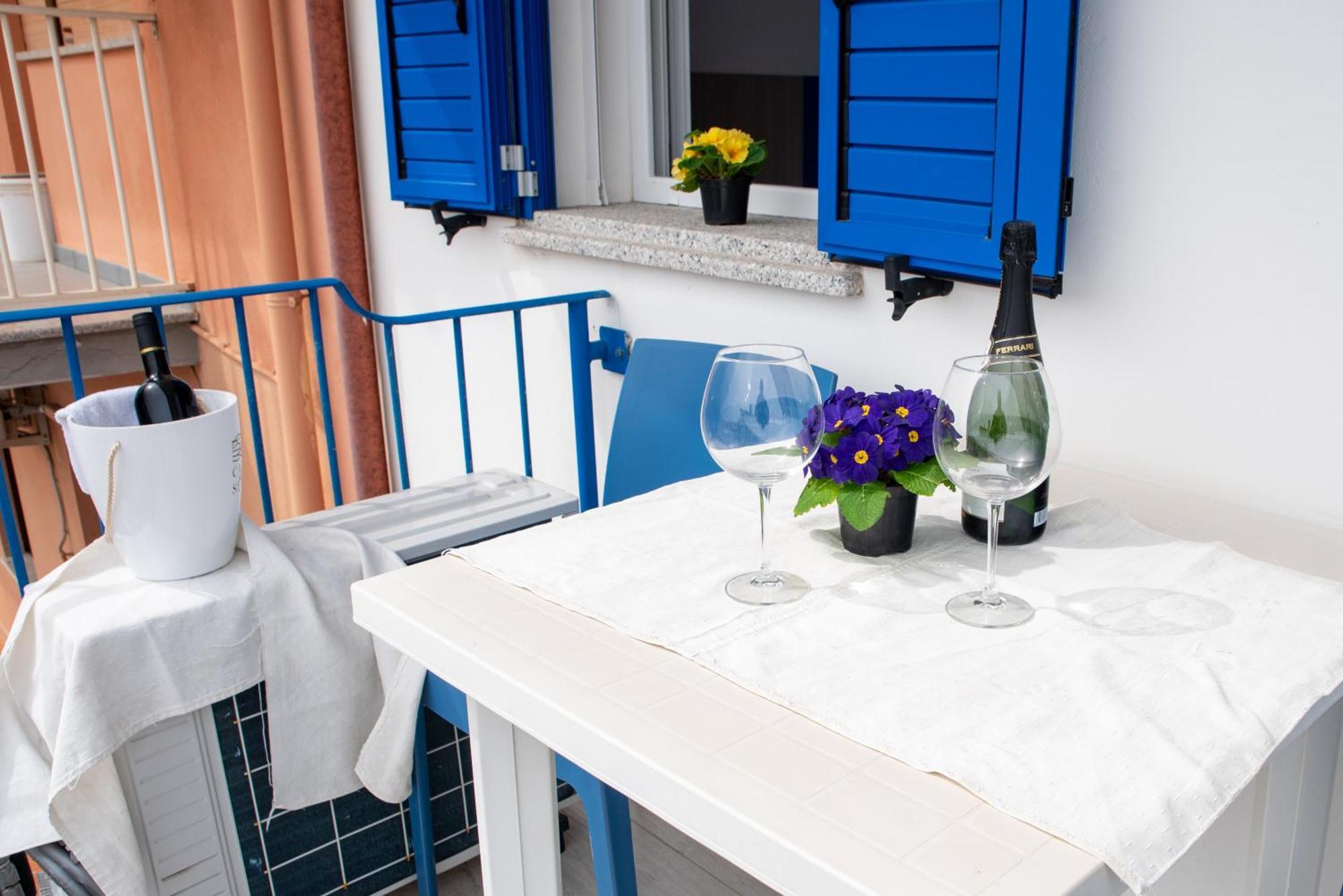 Bed & Blu Hotel La Caletta Ngoại thất bức ảnh