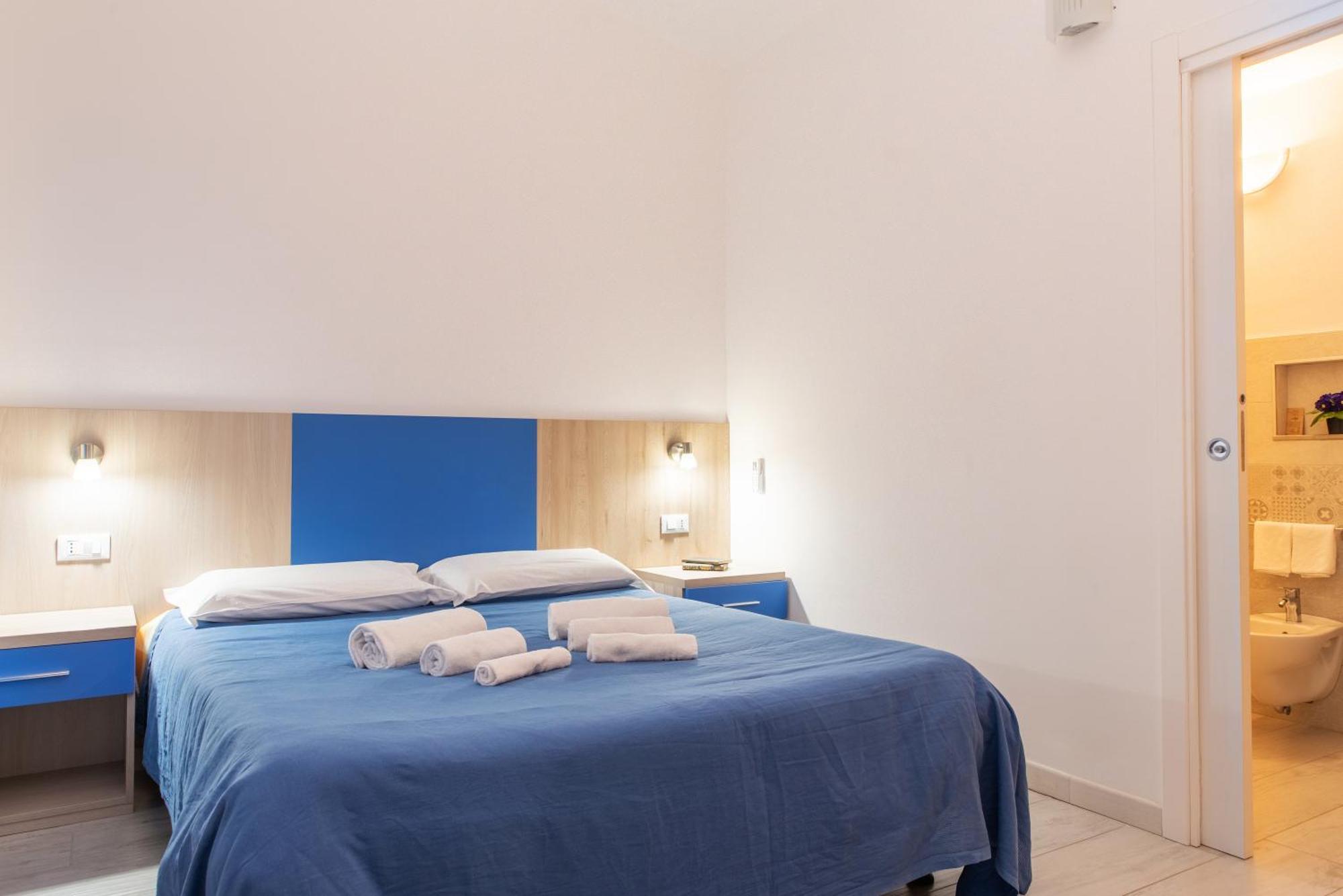 Bed & Blu Hotel La Caletta Ngoại thất bức ảnh